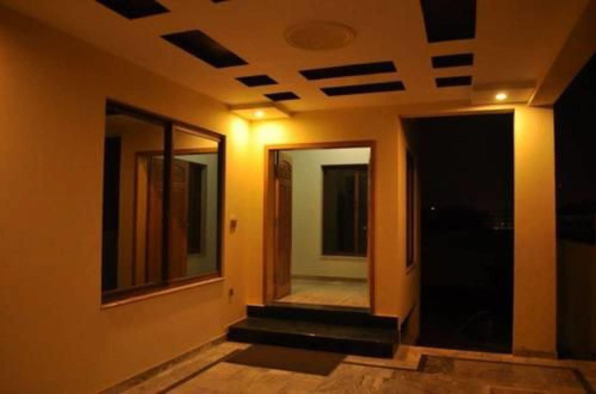 Hotel Diplomat Islamabad Buitenkant foto