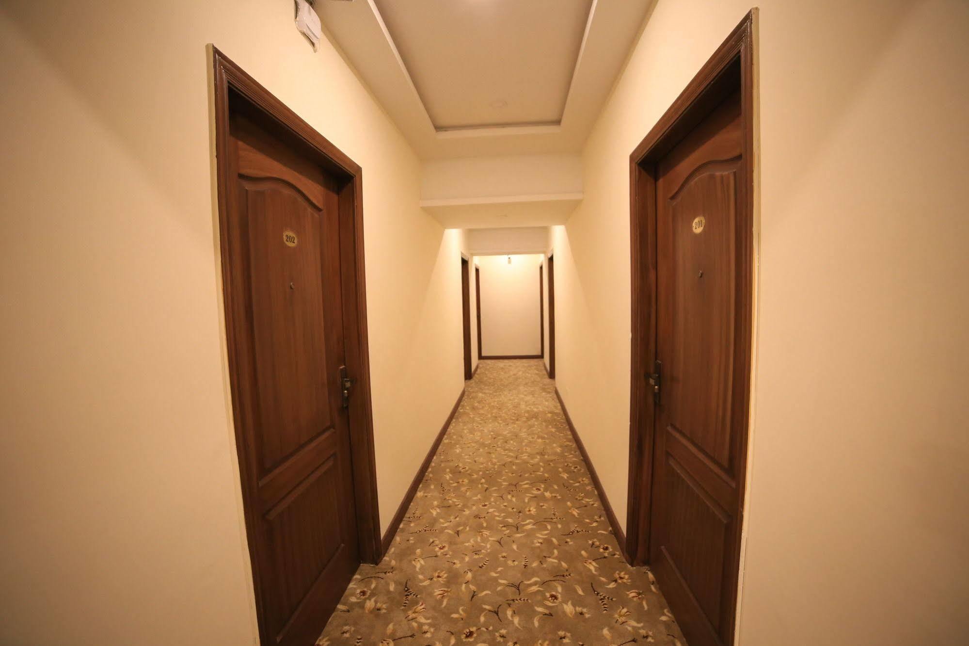 Hotel Diplomat Islamabad Buitenkant foto
