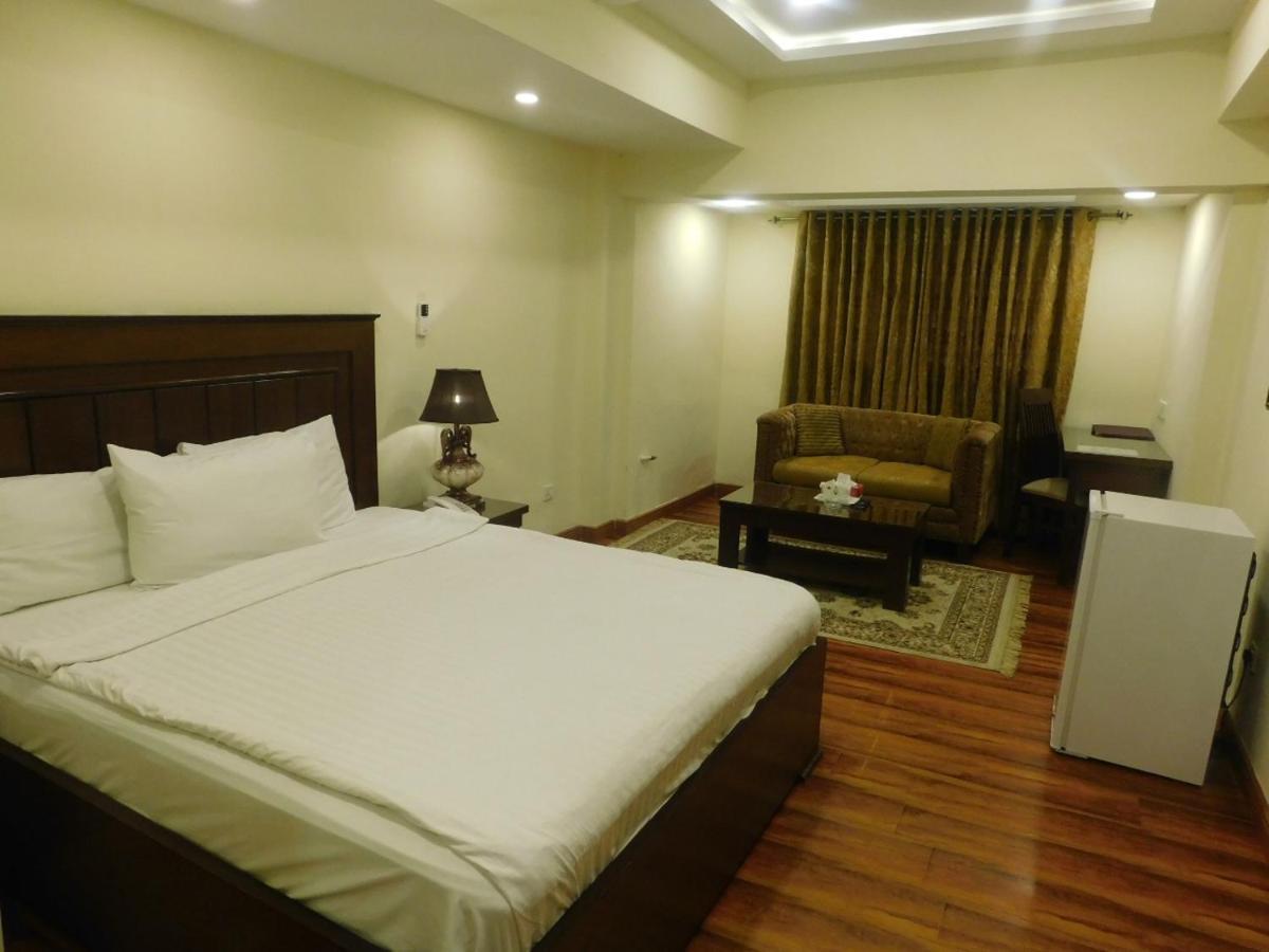Hotel Diplomat Islamabad Buitenkant foto