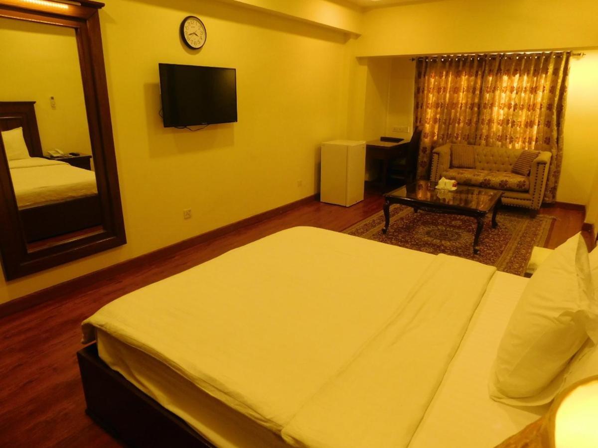 Hotel Diplomat Islamabad Buitenkant foto