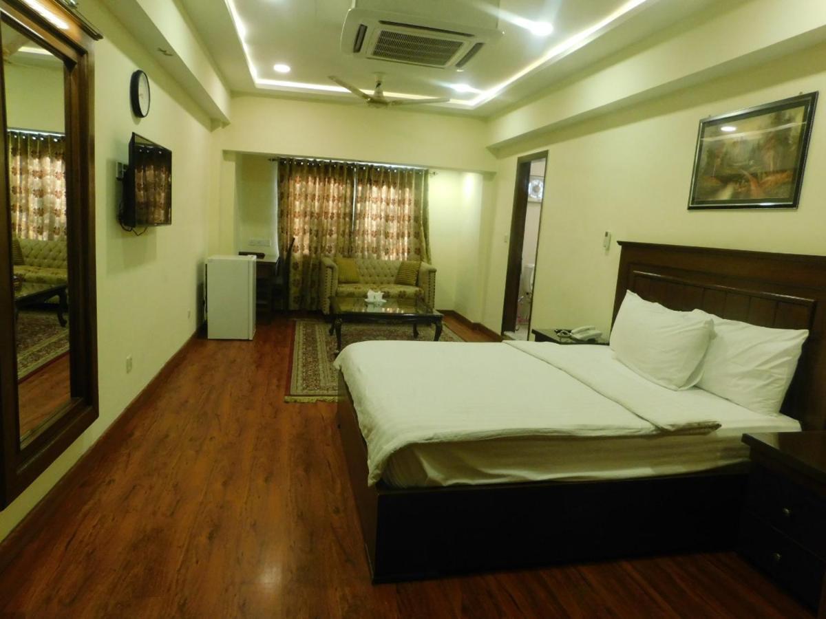 Hotel Diplomat Islamabad Buitenkant foto