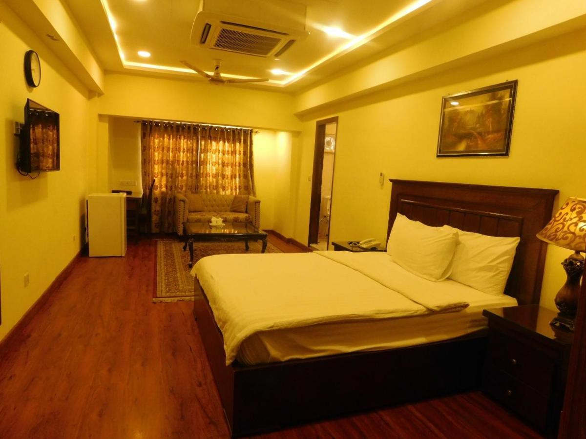 Hotel Diplomat Islamabad Buitenkant foto